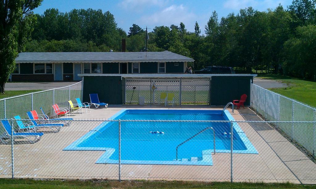 Middleton Motel & Suites Zewnętrze zdjęcie