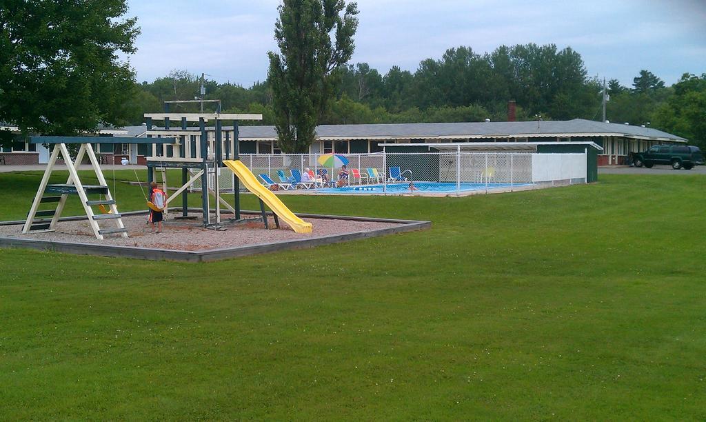 Middleton Motel & Suites Zewnętrze zdjęcie